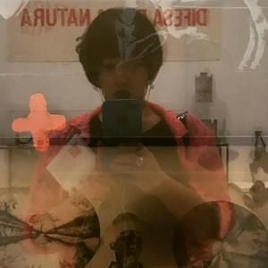 Meet your Posher, Gloria